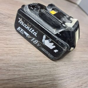 Makita aku 3.0ah 18v