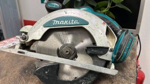 Makita aku ketassaag DSS610