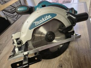 Makita akuketassaag Dss610