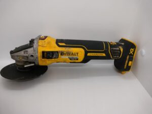 Akunurklihvija DeWalt