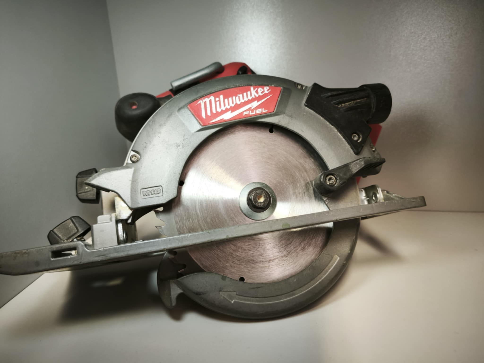 Akuketassaag Milwaukee M18 CCS5518 V (ilma aku ja laadijata)